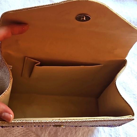 Iridescent Bling Hand Bag New, From Macys - Picture 3 of 4